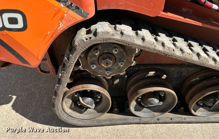 image for item NT9191 2022 Ditch Witch SK600 compact utility loader