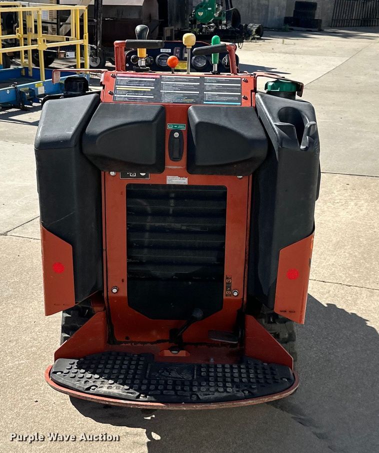 image for item NT9192 2021 Ditch Witch SK600 compact utility loader