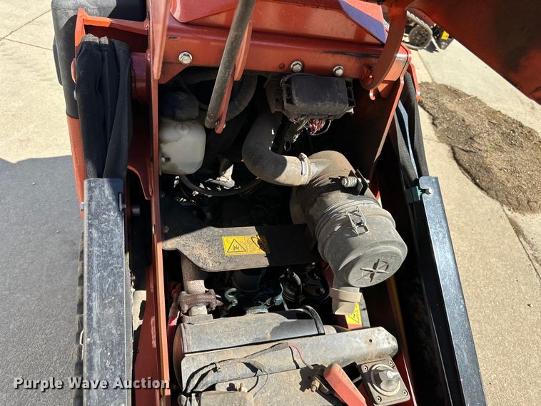 image for item NT9192 2021 Ditch Witch SK600 compact utility loader