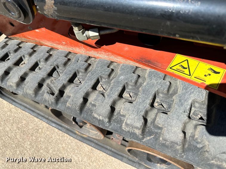 image for item NT9192 2021 Ditch Witch SK600 compact utility loader