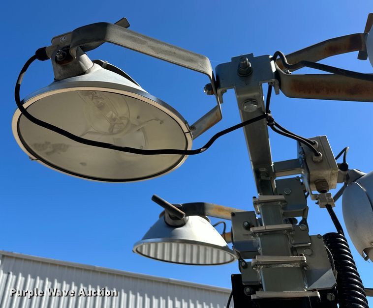 image for item NT9193 2015 Atlas Copco QLT V15 light plant