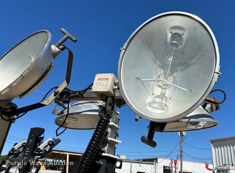 image for item NT9193 2015 Atlas Copco QLT V15 light plant