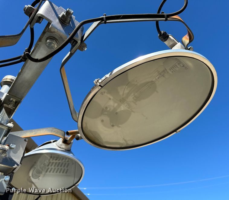 image for item NT9193 2015 Atlas Copco QLT V15 light plant