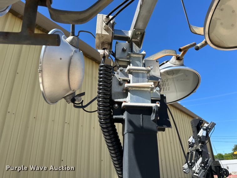 image for item NT9193 2015 Atlas Copco QLT V15 light plant