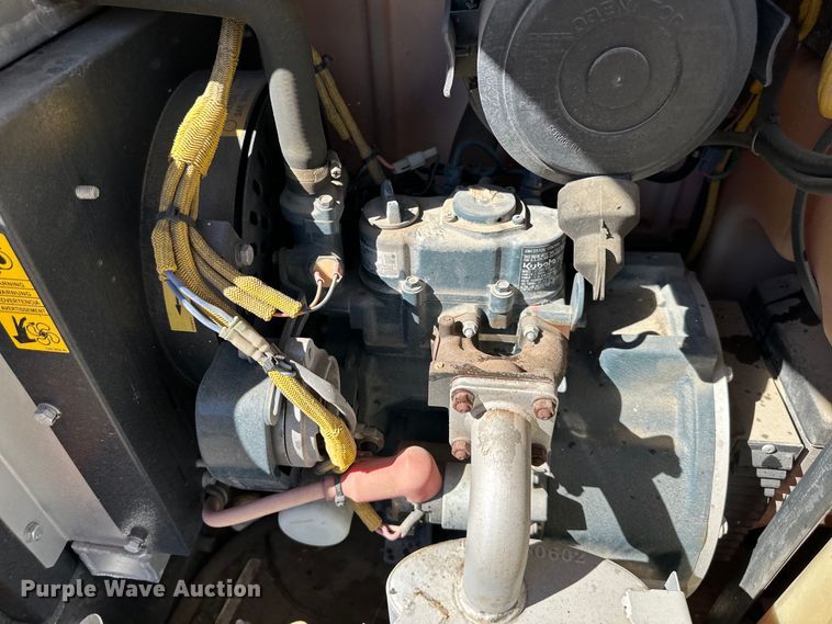 image for item NT9193 2015 Atlas Copco QLT V15 light plant