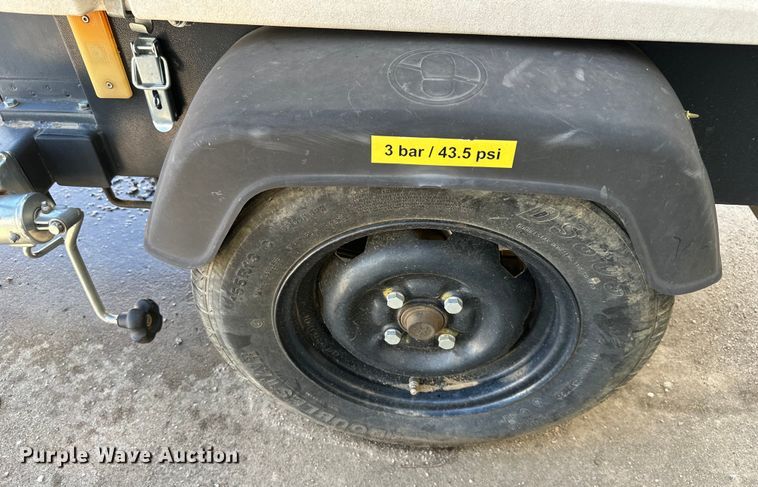 image for item NT9193 2015 Atlas Copco QLT V15 light plant