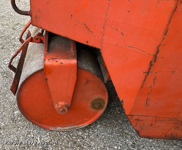 image for item NT9199 Rosco Vibrapack  double drum roller