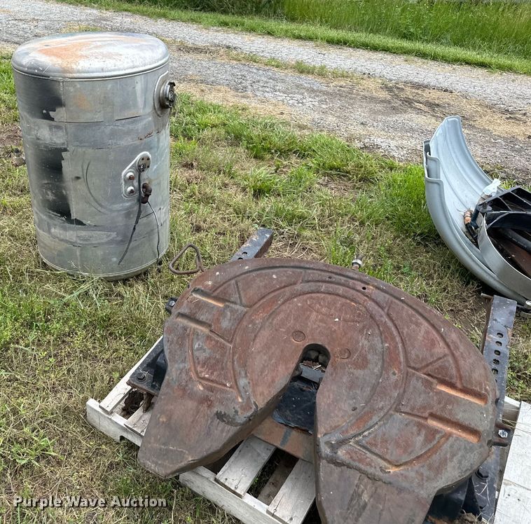 image for item NT9223 Truck parts 