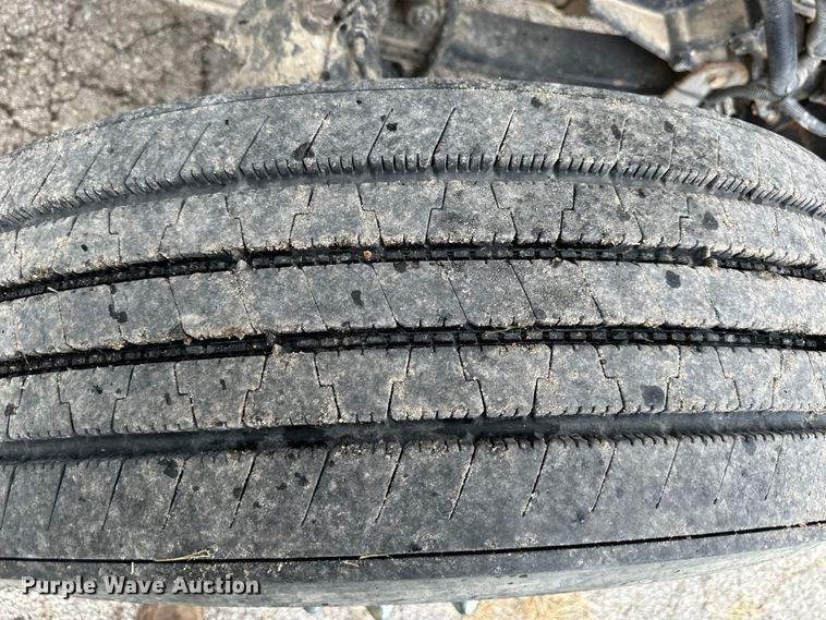 image for item NT9224 2001 Peterbilt  379 dump truck