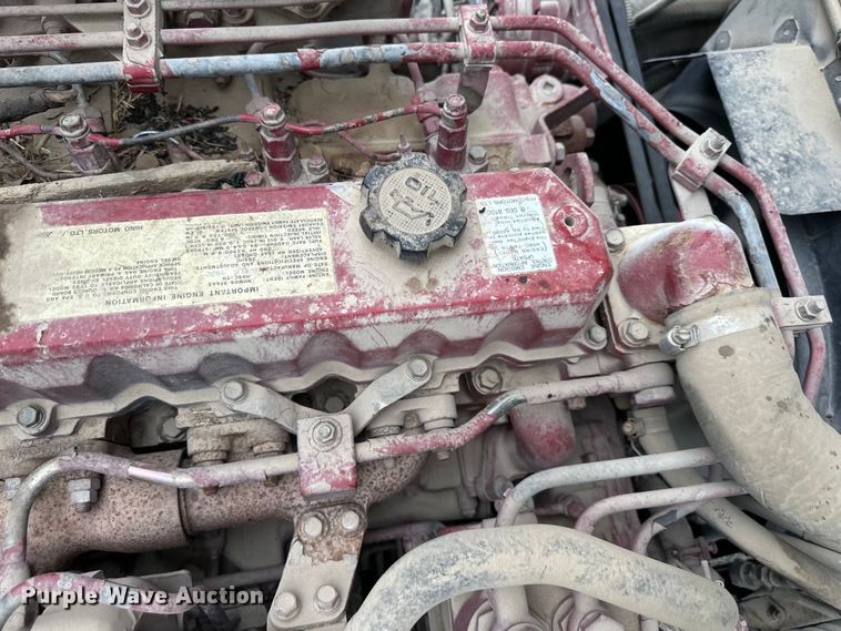 image for item NT9225 1992 Hino GC flatbed truck