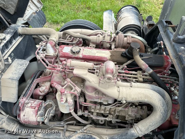 image for item NT9225 1992 Hino GC flatbed truck