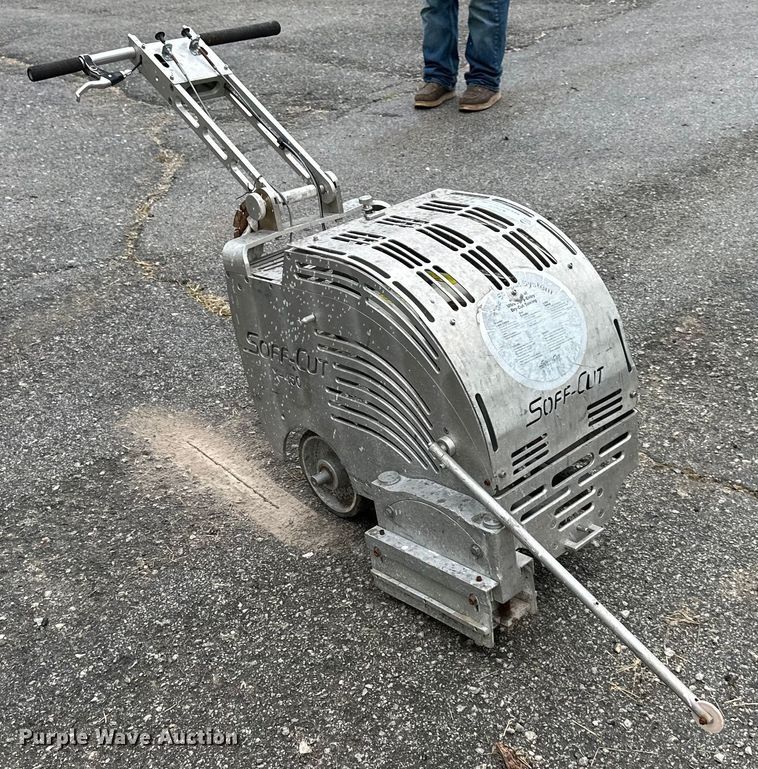 image for item NT9229 Soff-Cut X-450 concrete saw