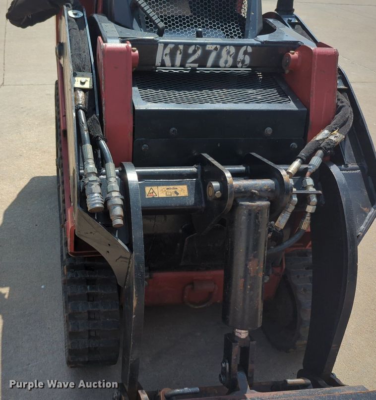 image for item NZ9727 2019 Toro TX 1000 compact utility loader