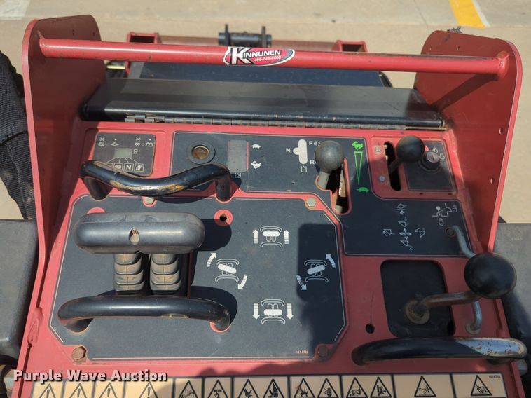 image for item NZ9727 2019 Toro TX 1000 compact utility loader