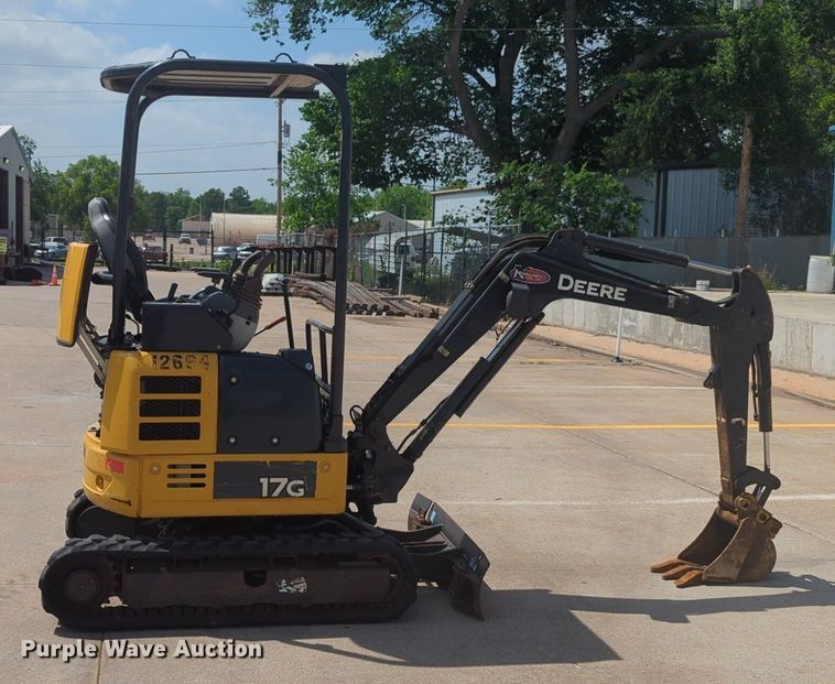 image for item NZ9728 John Deere 17G mini excavator
