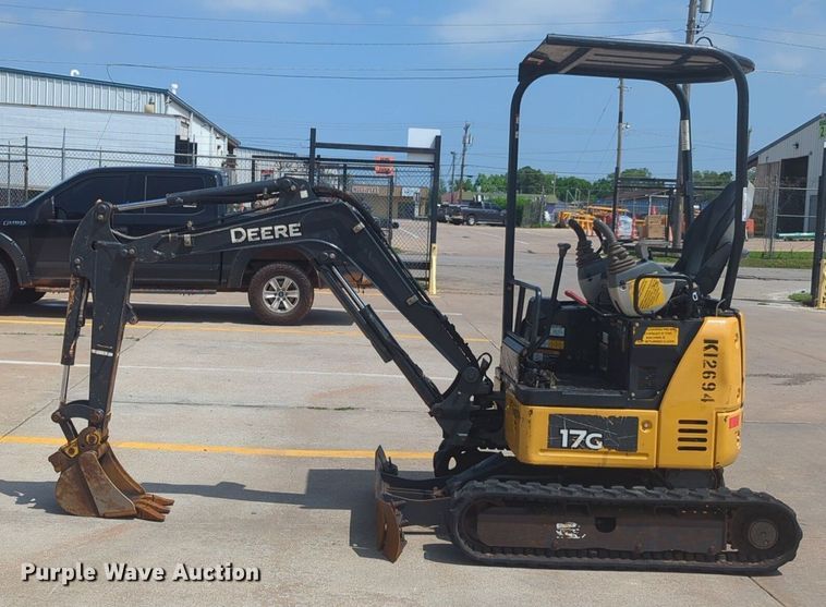 image for item NZ9728 John Deere 17G mini excavator