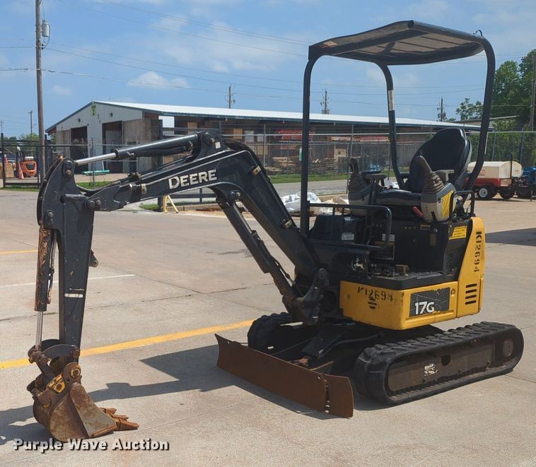 image for item NZ9728 John Deere 17G mini excavator