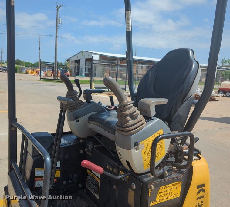 image for item NZ9728 John Deere 17G mini excavator