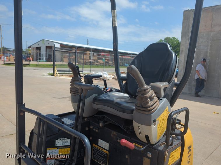 image for item NZ9728 John Deere 17G mini excavator