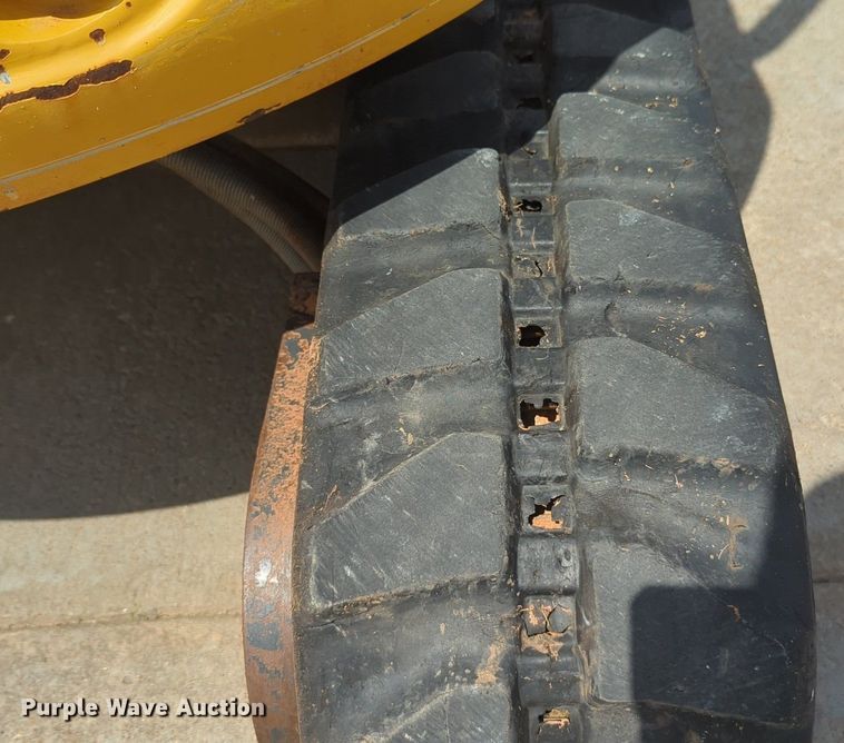 image for item NZ9728 John Deere 17G mini excavator