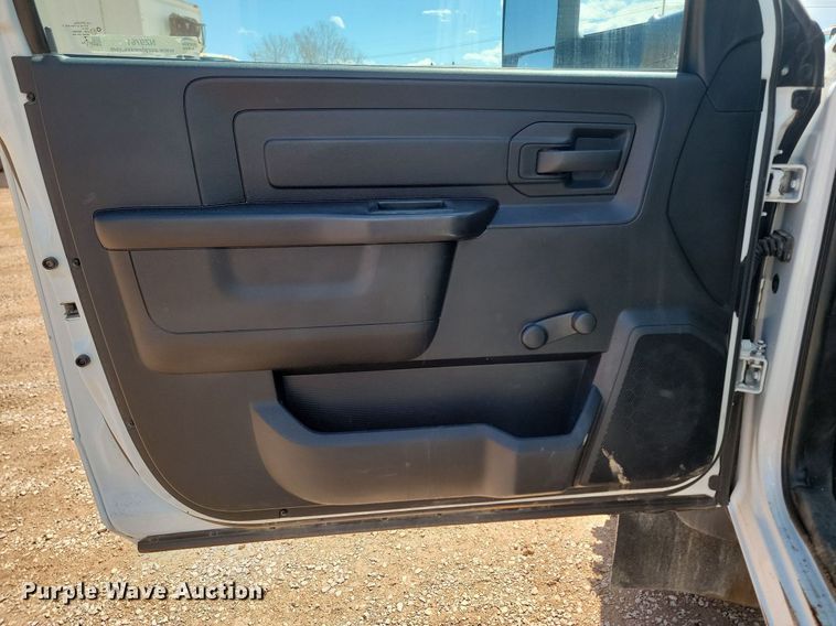 image for item NZ9761 2016 Dodge Ram 4500HD truck cab and chassis