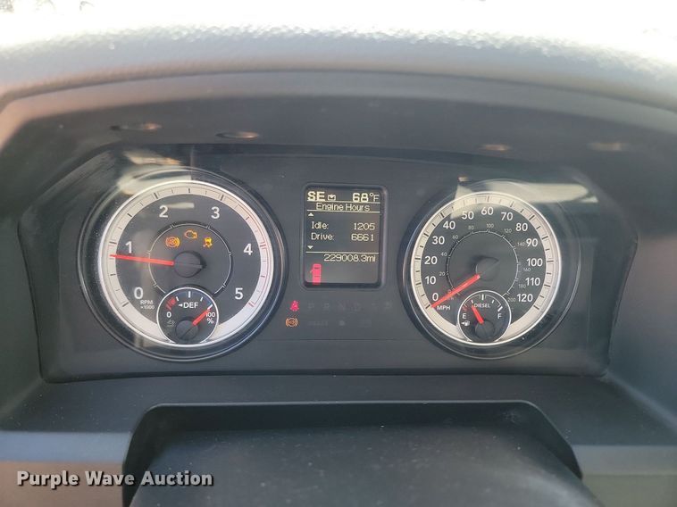 image for item NZ9761 2016 Dodge Ram 4500HD truck cab and chassis