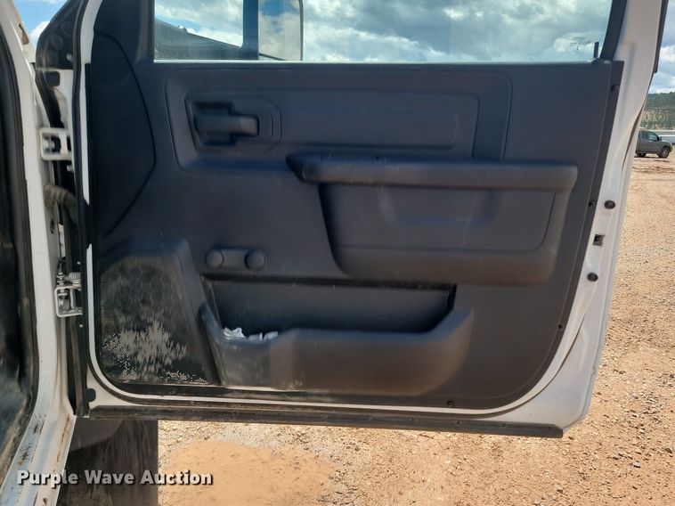 image for item NZ9761 2016 Dodge Ram 4500HD truck cab and chassis