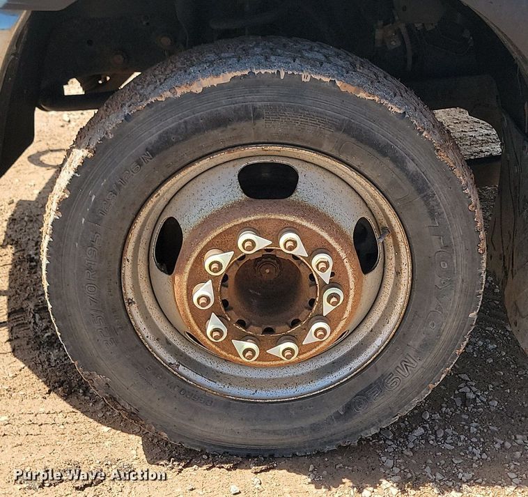 image for item NZ9761 2016 Dodge Ram 4500HD truck cab and chassis