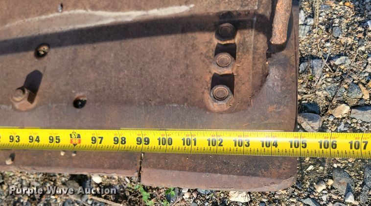 image for item NZ9835 1998 John Deere  624H wheel loader