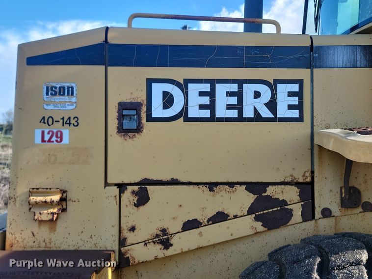 image for item NZ9835 1998 John Deere  624H wheel loader