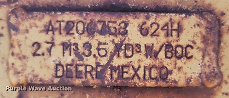 image for item NZ9835 1998 John Deere  624H wheel loader