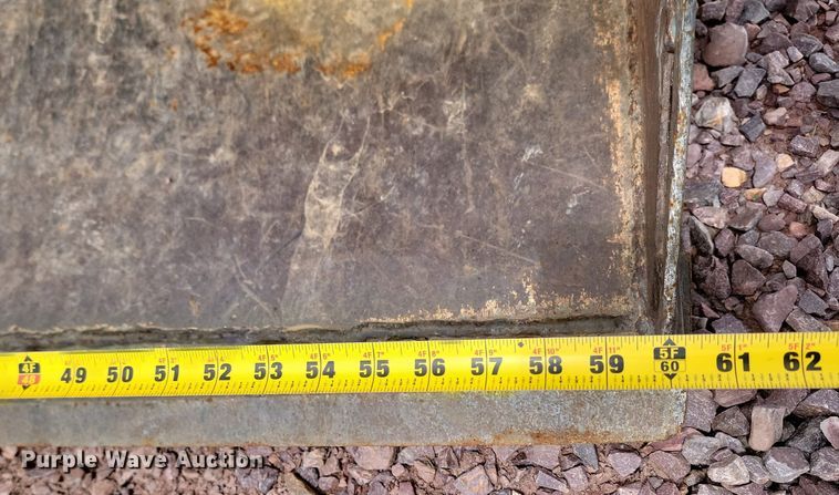 image for item NZ9837 2006 Mustang  2041 skid steer loader