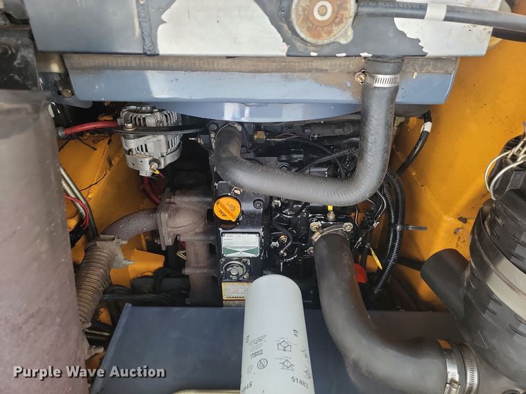 image for item NZ9837 2006 Mustang  2041 skid steer loader