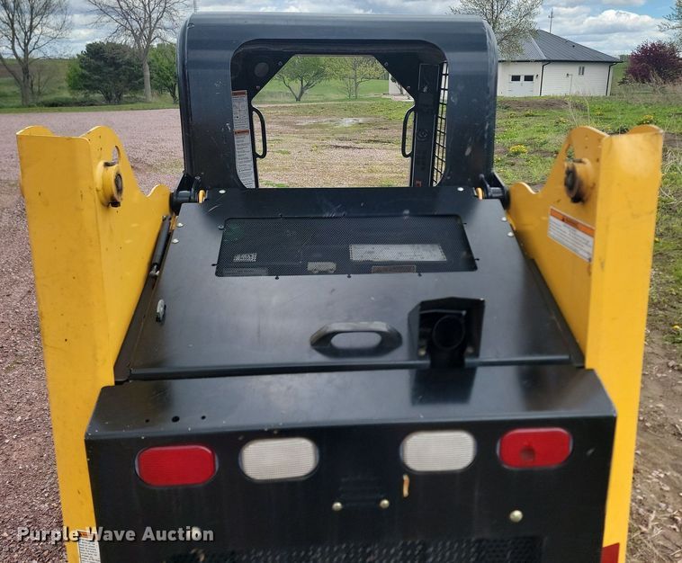 image for item NZ9838 Gehl R105 skid steer loader
