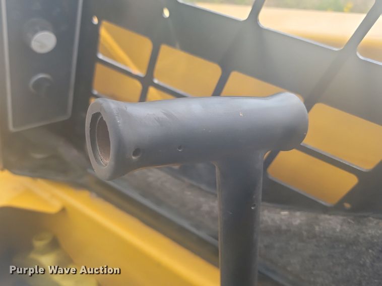 image for item NZ9838 Gehl R105 skid steer loader