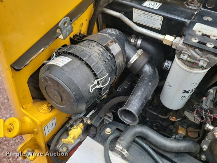 image for item NZ9838 Gehl R105 skid steer loader