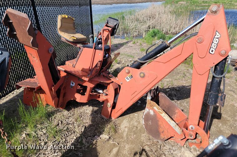 image for item NZ9858 Ditch Witch  A920 backhoe attachment