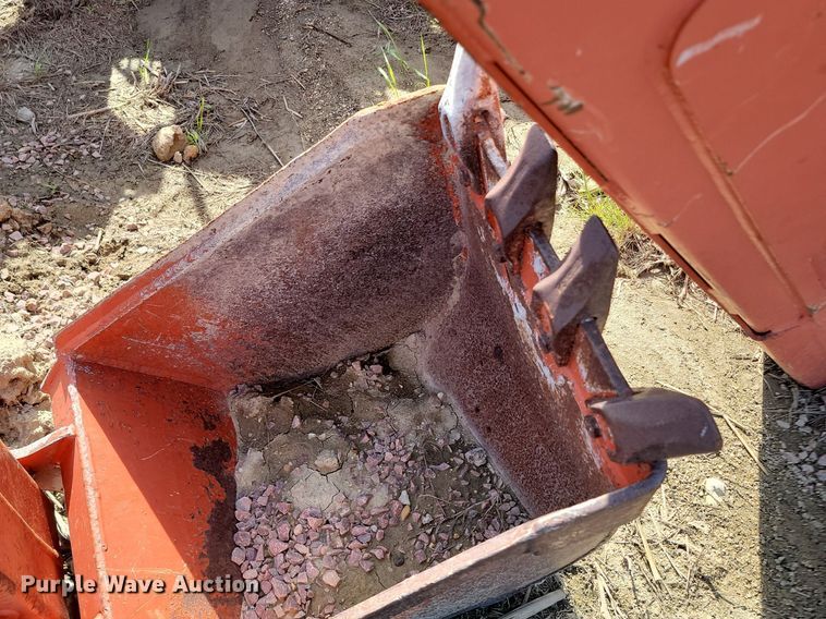 image for item NZ9858 Ditch Witch  A920 backhoe attachment