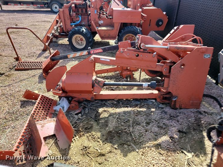 image for item NZ9859 Ditch Witch A655HD combination unit