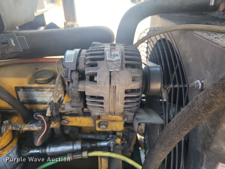 image for item NZ9867 Sullair 185JD air compressor