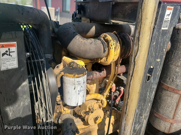 image for item NZ9867 Sullair 185JD air compressor