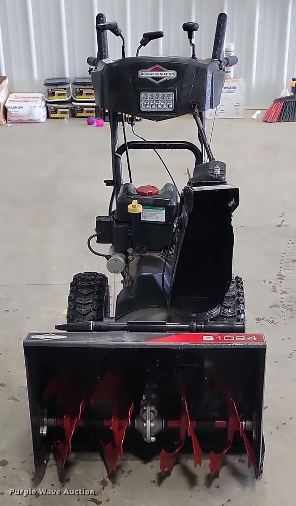 image for item NZ9870 Briggs & Stratton S1024 snow blower 