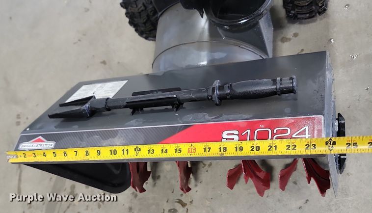 image for item NZ9870 Briggs & Stratton S1024 snow blower 