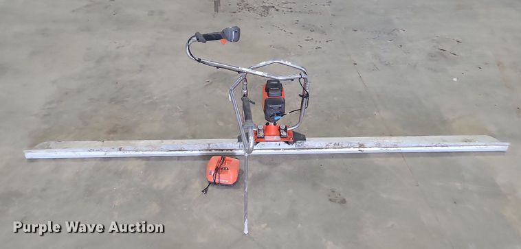 image for item NZ9871 2021 Husqvarna  BV301 vibrating screed