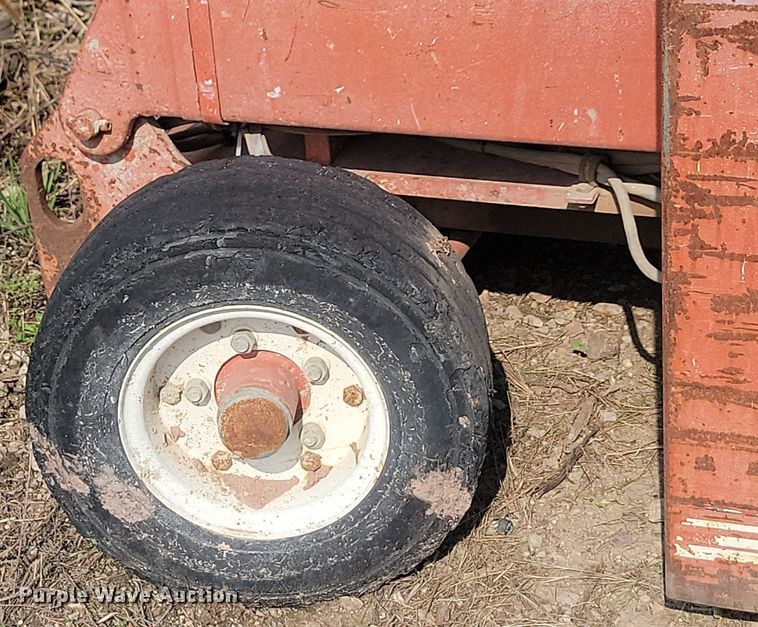 image for item NZ9879 1993 Snorkel 2546 scissor lift