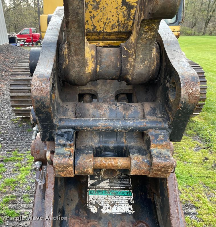 image for item OG9906 2002 Komatsu  PC150LC-6K excavator