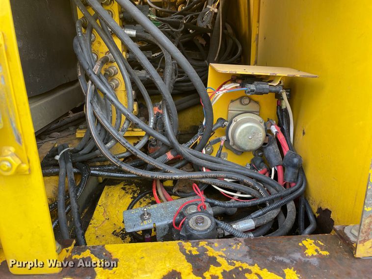 image for item OG9906 2002 Komatsu  PC150LC-6K excavator