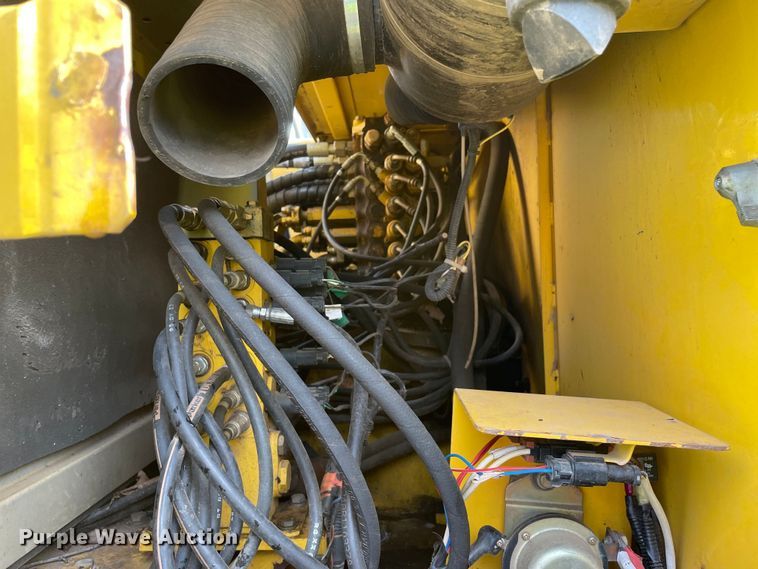 image for item OG9906 2002 Komatsu  PC150LC-6K excavator