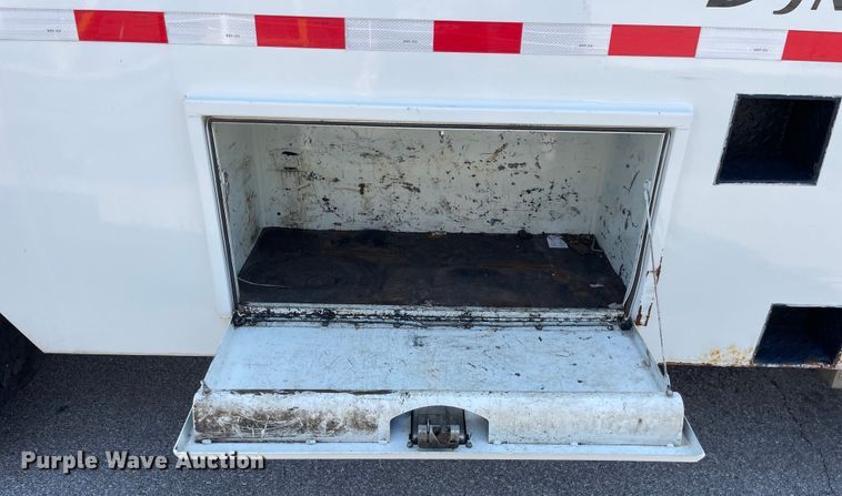 image for item OG9912 2014 International  4400 sewer jetter truck