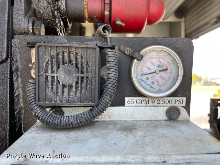 image for item OG9912 2014 International  4400 sewer jetter truck